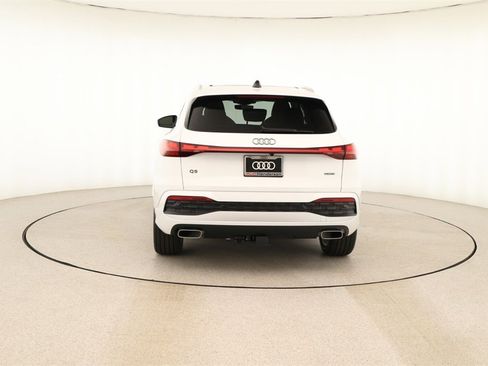 New 2025 Audi Q5 Prestige image 5