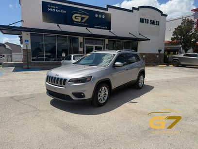 Used 2019 Jeep Cherokee Latitude w/ Popular Appearance Group