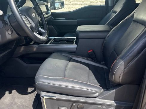 Used 2024 Ford F250 Lariat w/ Lariat Ultimate Package AWD/4WD image 8