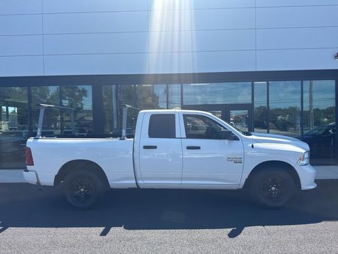 Used 2019 RAM 1500 Express image 2