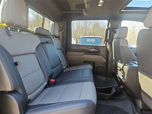 Used 2025 Chevrolet Silverado 2500 ZR2 w/ ZR2 Bison Edition image 28