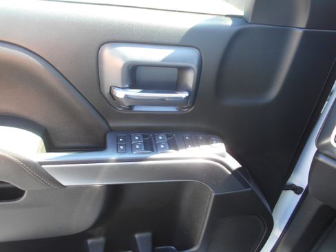 Used 2018 Chevrolet Silverado 2500 LT AWD/4WD image 20