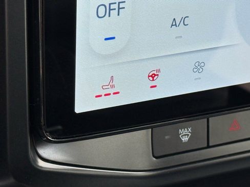 Used 2025 Ford F150 Lightning Flash image 14