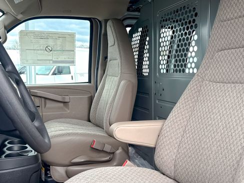 New 2025 Chevrolet Express 2500 w/ Driver Convenience Package RWD image 41