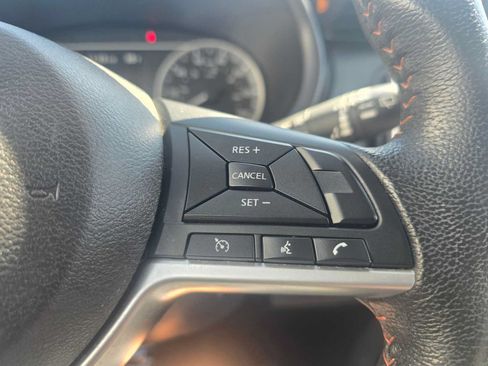 Used 2020 Nissan Kicks SR w/ SR Premium Package FWD image 30