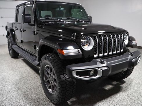 Used 2021 Jeep Gladiator Overland w/ Popular Equipment Package image 6