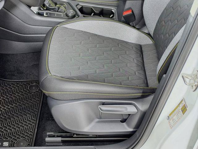 New 2027 Volkswagen Taos Sport AWD/4WD image 18