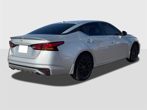 New 2025 Nissan Altima 2.5 SV w/ SV Special Edition Package image 5