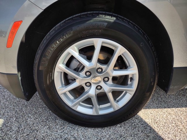 Used 2024 Chevrolet Equinox LT FWD image 27