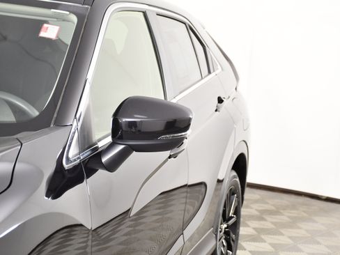 Used 2023 Mitsubishi Eclipse Cross LE AWD/4WD image 13