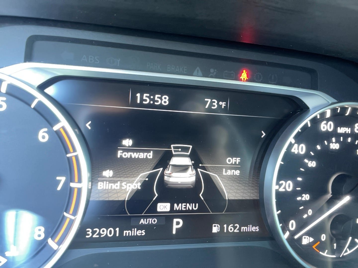 Used 2023 Nissan Rogue S AWD/4WD image 14