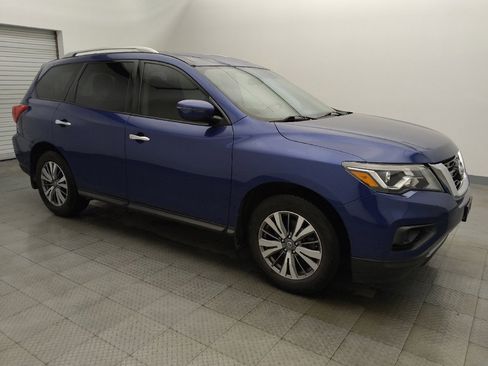 Used 2020 Nissan Pathfinder S FWD image 11