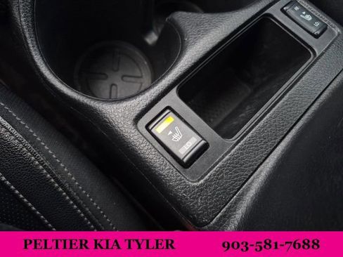 Used 2020 Nissan Rogue SL w/ Premium Package image 46