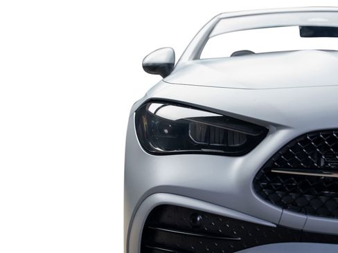 Used 2025 Mercedes-Benz CLE 450 4MATIC Cabriolet w/ Night Package image 10