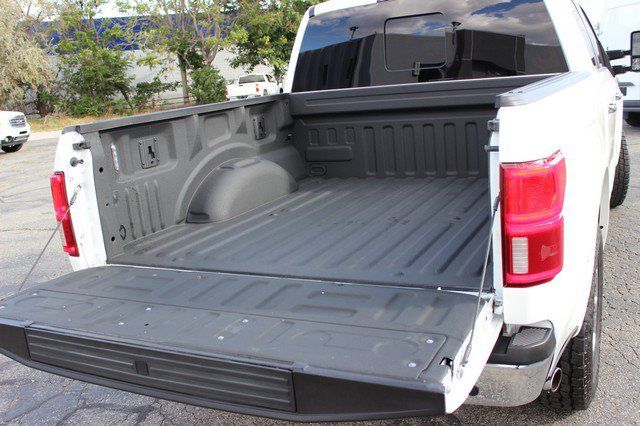 Used 2020 Ford F150 Lariat w/ Equipment Group 502A Luxury AWD/4WD image 15