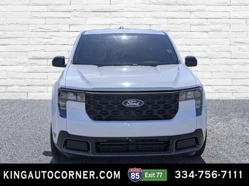 Used 2025 Ford Maverick XLT w/ XLT Luxury Package AWD/4WD image 2