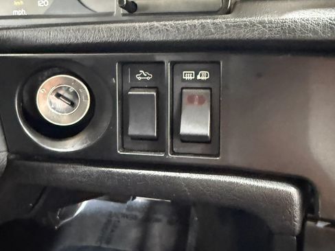 Used 1987 Volvo 760 GLE RWD image 51