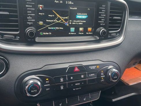 Used 2017 Kia Sorento SX AWD/4WD image 26
