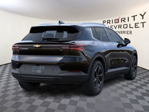 New 2026 Chevrolet Equinox EV LT image 4