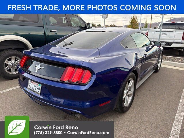 Used 2016 Ford Mustang Coupe RWD image 8