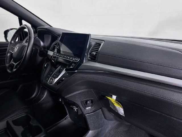Used 2023 Honda Odyssey Sport image 27
