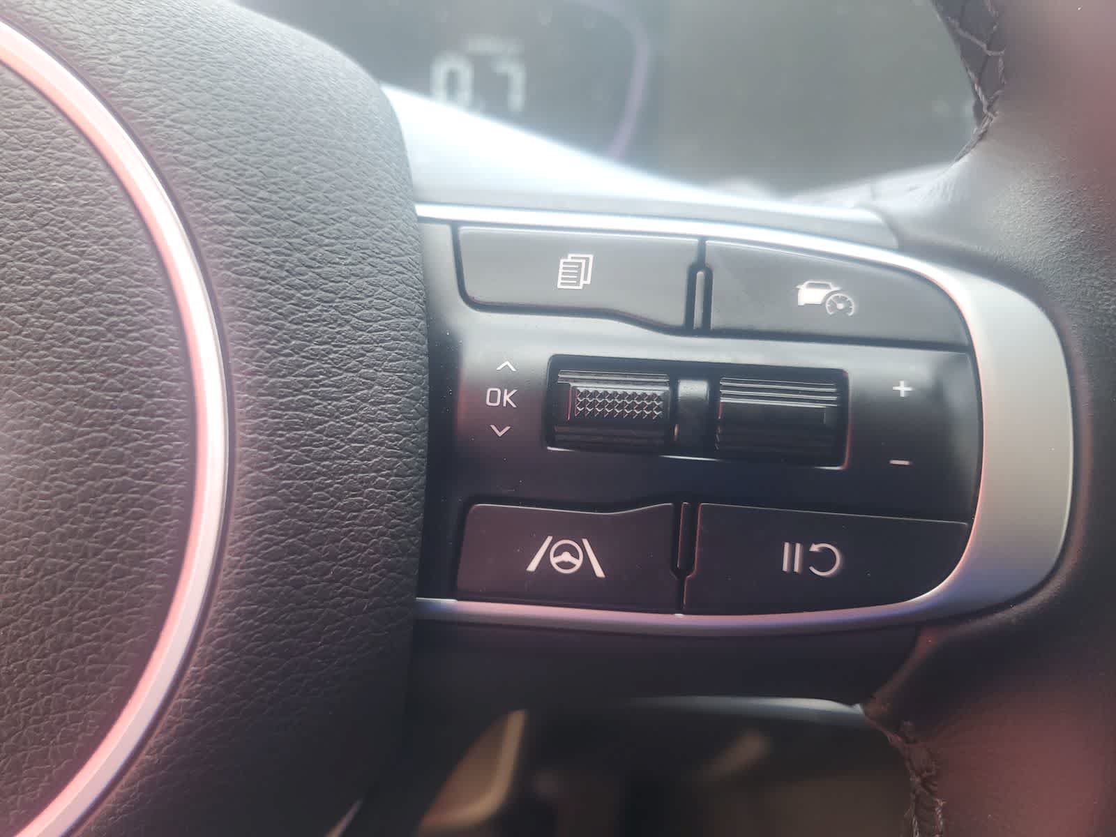 Used 2025 Kia Sportage X-Line w/ Premium Package AWD/4WD image 18