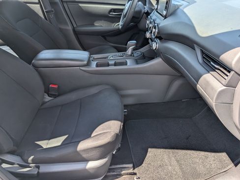 Used 2025 Nissan Sentra S FWD image 24