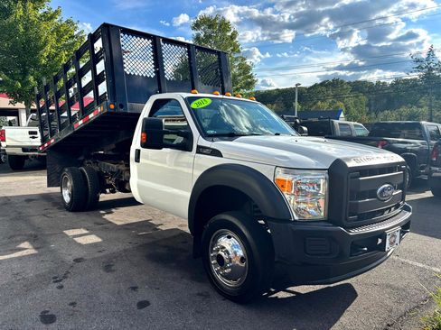 Used 2015 Ford F550 4x4 Regular Cab Super Duty image 4