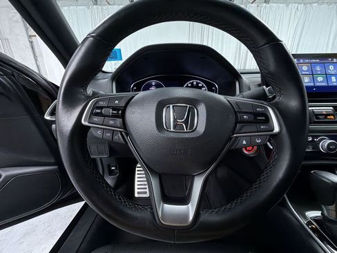 Used 2022 Honda Accord Sport image 23