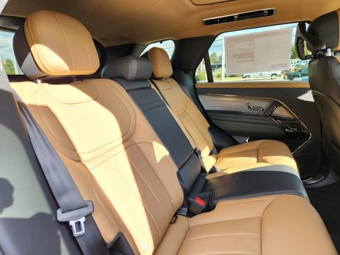 New 2026 Land Rover Range Rover Sport Dynamic SE image 11