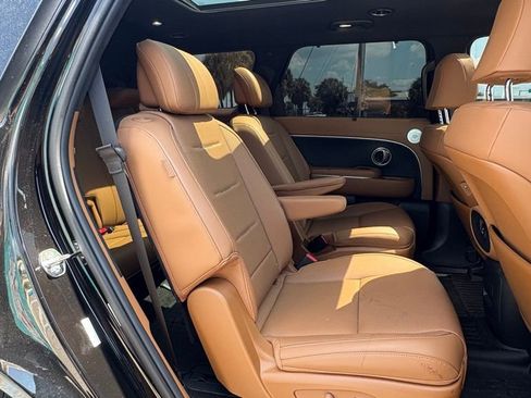 Used 2026 Hyundai Palisade Calligraphy image 17