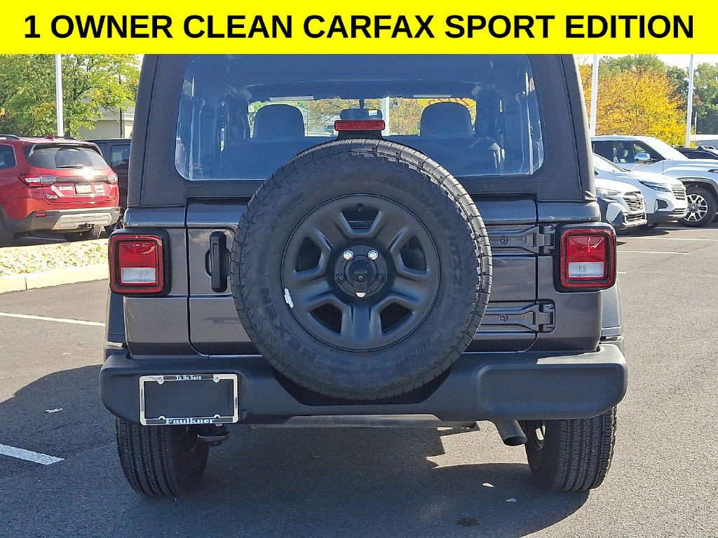 Used 2025 Jeep Wrangler Sport AWD/4WD image 5