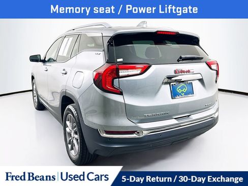 Used 2023 GMC Terrain SLT AWD/4WD image 6