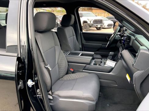 New 2025 Toyota Tundra SR image 8