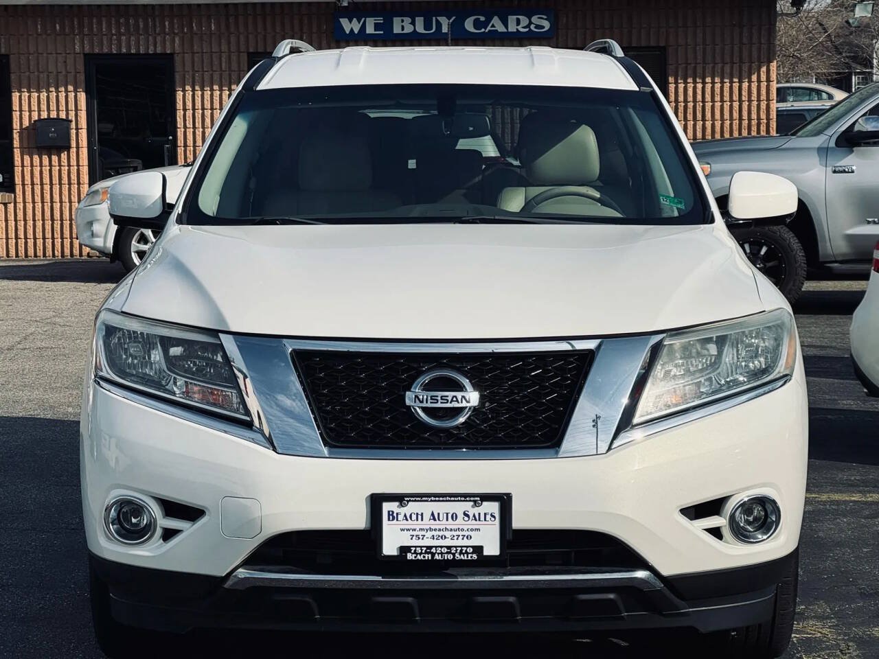 Used 2014 Nissan Pathfinder Platinum AWD/4WD image 7