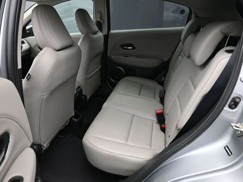 Used 2019 Honda HR-V EX-L image 12