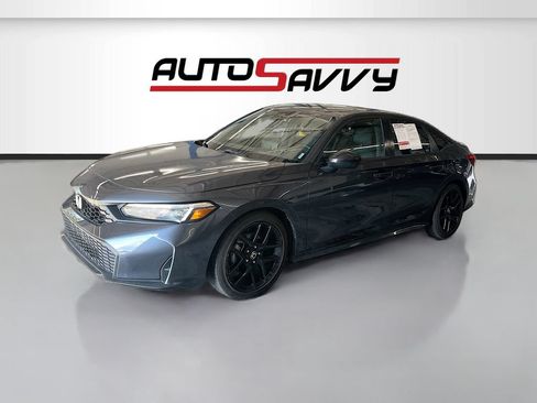 Used 2025 Honda Civic Sport image 3