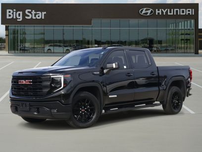 Used 2025 GMC Sierra 1500 Elevation w/ Elevation Premium Package