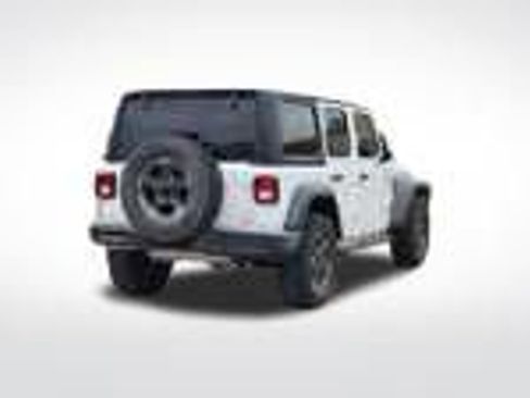 Used 2022 Jeep Wrangler Unlimited Sport image 3