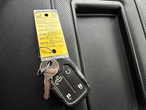 Used 2021 GMC Sierra 1500 AT4 image 32