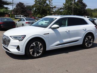 Used 2021 Audi e-tron Premium Plus w/ Premium Plus Package image 1