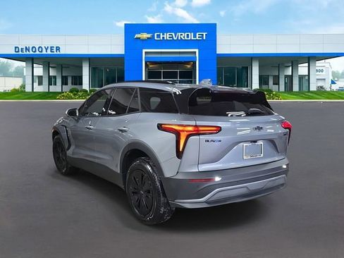 New 2025 Chevrolet Blazer EV LT image 10