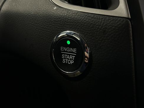 Used 2022 Ford Edge SEL w/ Convenience Package AWD/4WD image 12