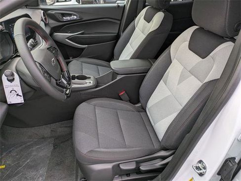 New 2026 Chevrolet Trax RS w/ Sunroof Package image 11