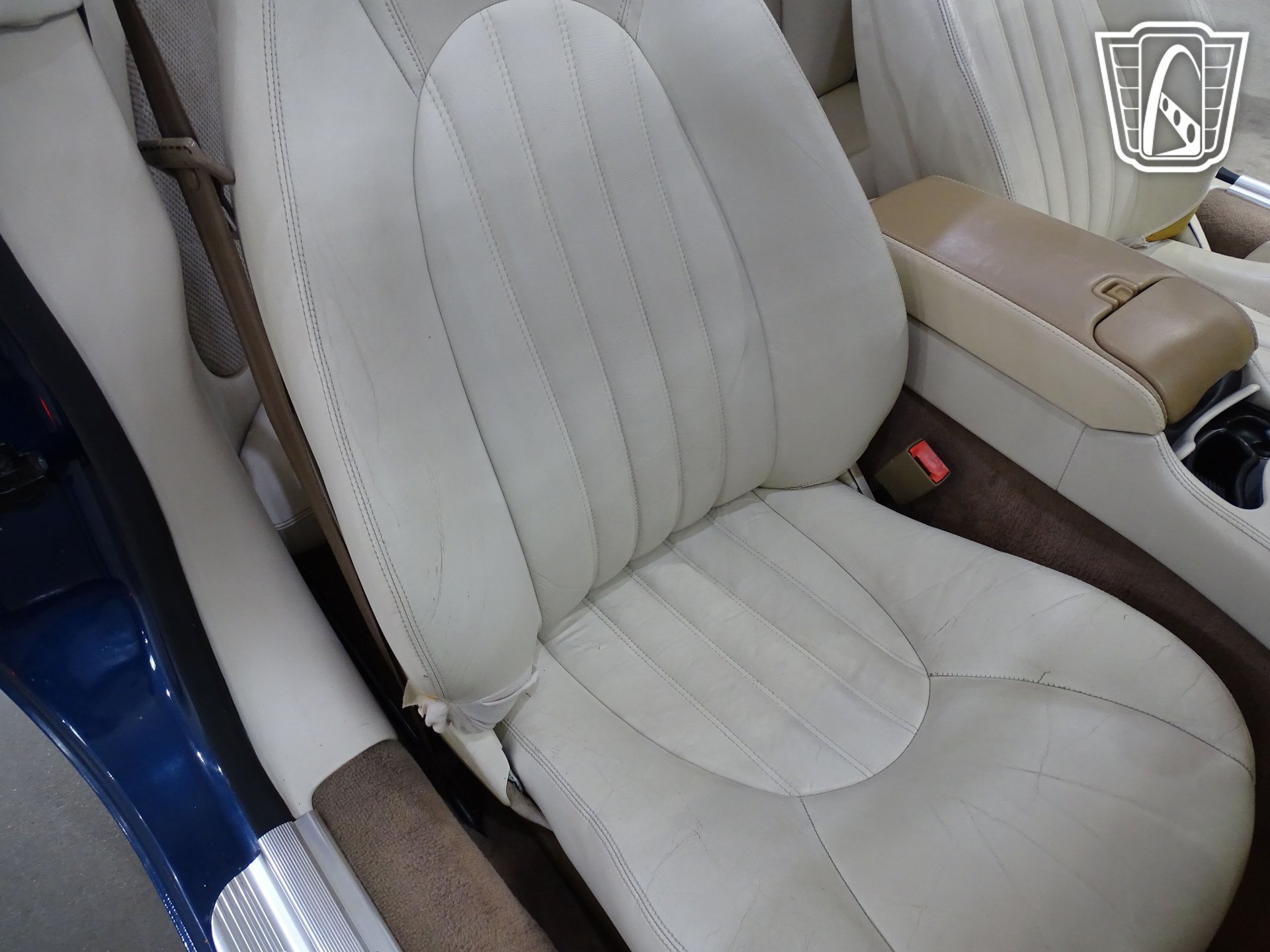 Used 1998 Jaguar XK8 Convertible RWD image 6