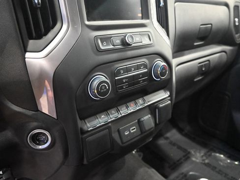 Used 2022 Chevrolet Silverado 1500 Custom image 29