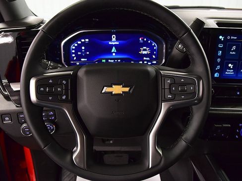 Used 2024 Chevrolet Silverado 2500 LTZ w/ LTZ Convenience Package image 21