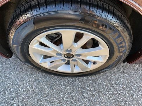 Used 2016 Kia Optima LX w/ Paint Protection Film Package image 31