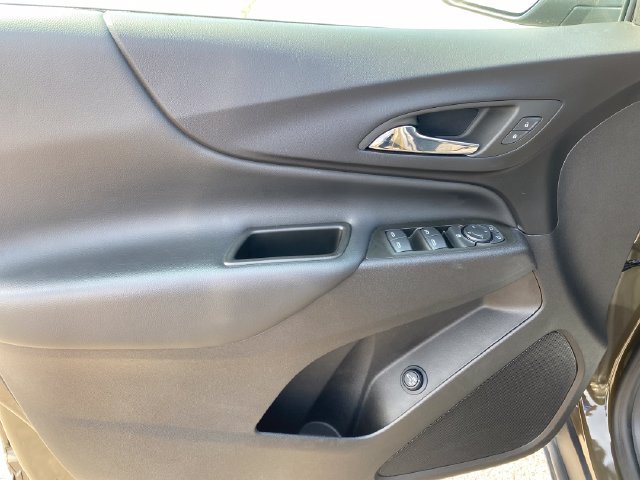 Certified 2024 Chevrolet Equinox LT w/ LPO, Floor Liner Package FWD image 16
