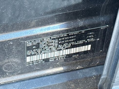 Used 2021 Toyota RAV4 LE image 42